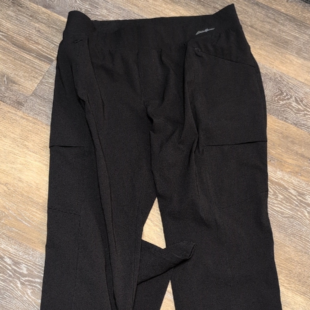 Like New Eddie Bauer Water Resistant Pants